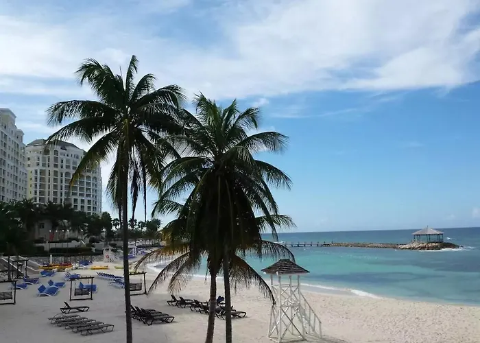 Сasa de vacaciones Hospitality Expert Cb4: Pool, & Chef *